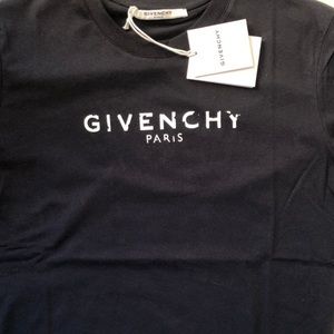 Givenchy T shirt Men’s Large